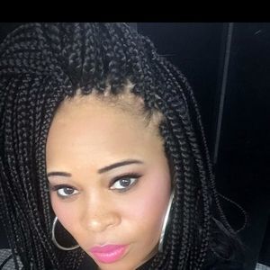 Meet your Posher, Teetee